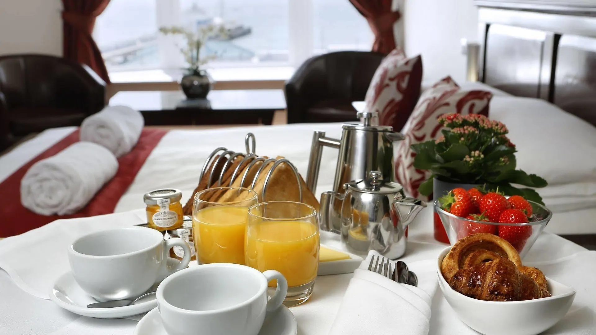 Park Central Hotel Bournemouth 4*,