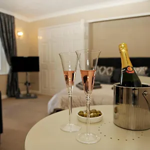 apartment-bournemouth-centre-close-to-beach.tophotelsbath.com/